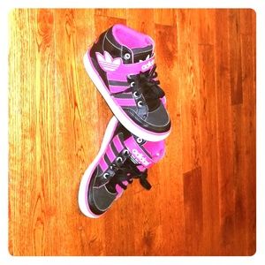 Girls Adidas sz 9 High Top Sneakers